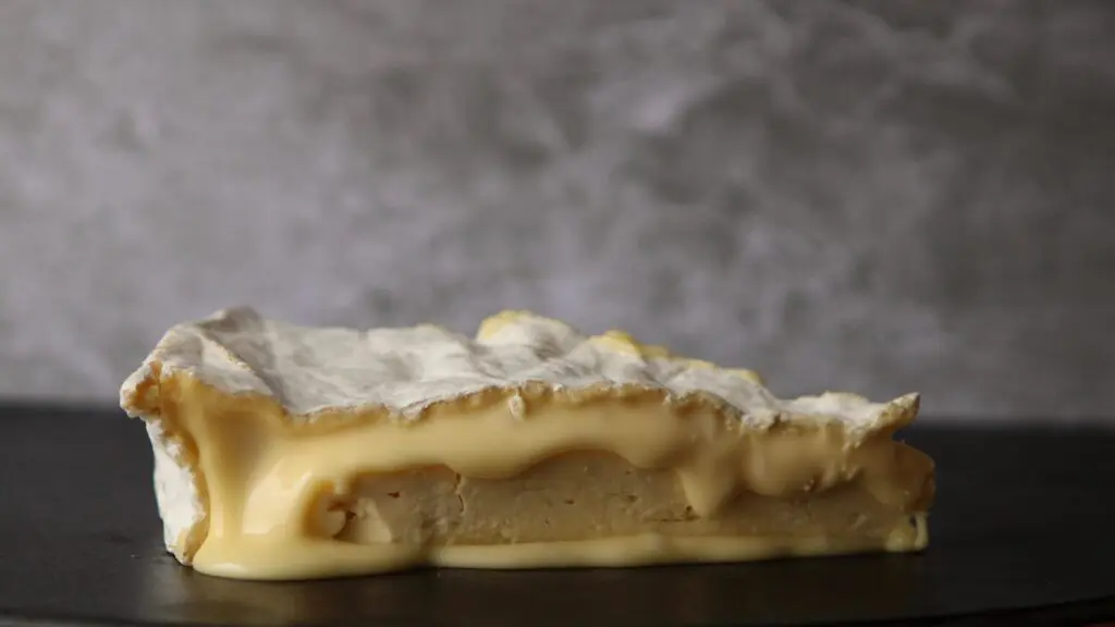 Invite Baron Bigod to your party