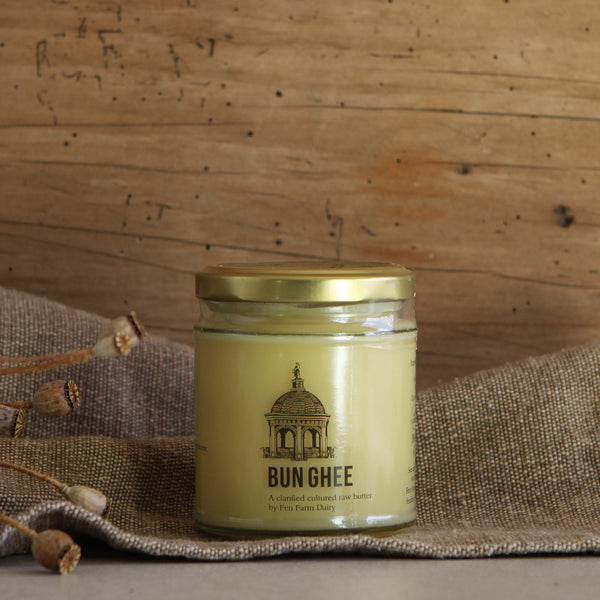This clarified artisan ghee is made from the raw cultured butter of our free-ranging, grass-fed Montbéliarde cows. Made by Fen Farm Dairy